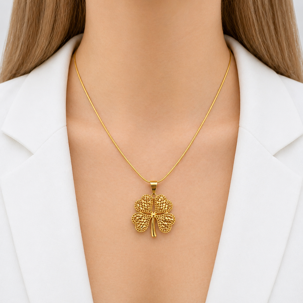 Golden Clover Aura Necklace